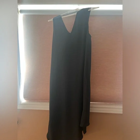 RW&Co - Picture 3 of 3